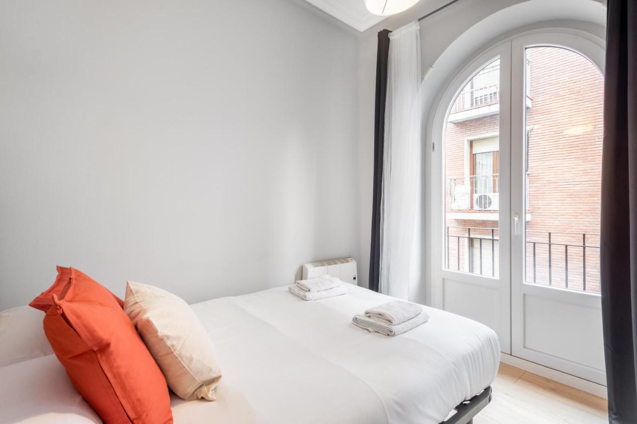 2 Bedrooms 1 Bathroom Furnished - Lavapies - Modern - Mintystay 马德里 外观 照片