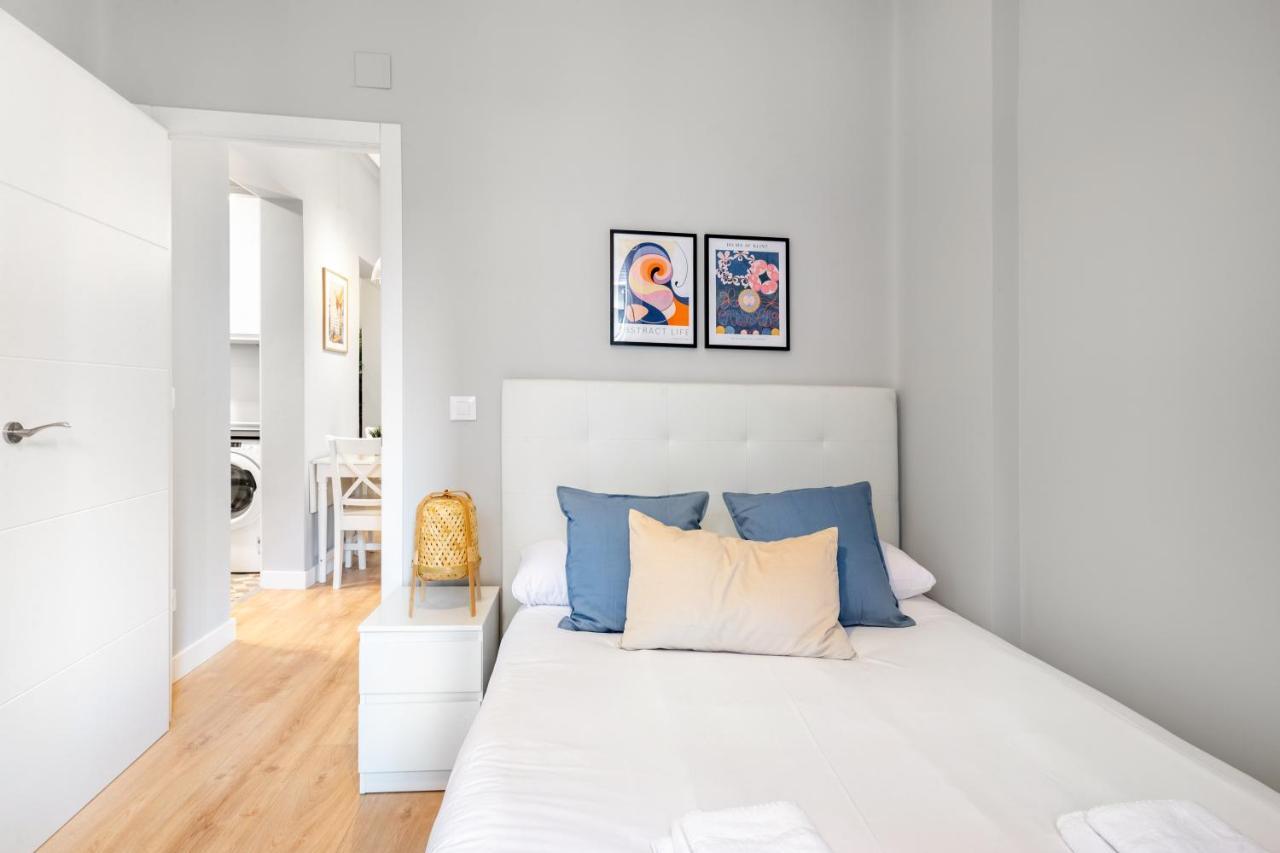 2 Bedrooms 1 Bathroom Furnished - Lavapies - Modern - Mintystay 马德里 外观 照片